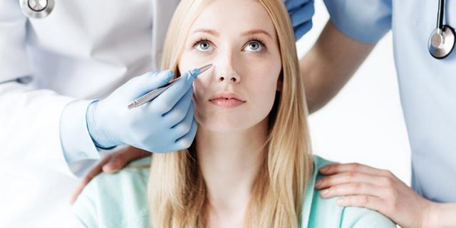 Correccion de ojeras con acido hialuronico en Madrid