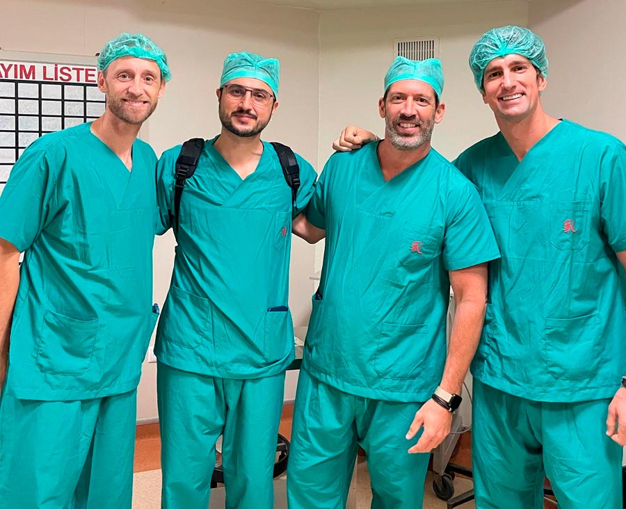Dr. Erhan Coskun, Dr. Cangello, Dr. Sebastian Haack y Dr. Guilarte Dr. Erhan Coskun, Dr. Cangello, Dr. Sebastian Haack y Dr. Guilarte