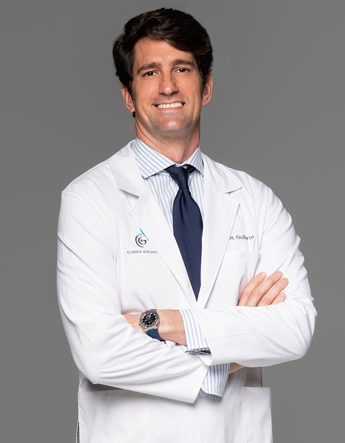 Dr Rubén G. Guilarte, mejor cirujano plástico, foto currículum